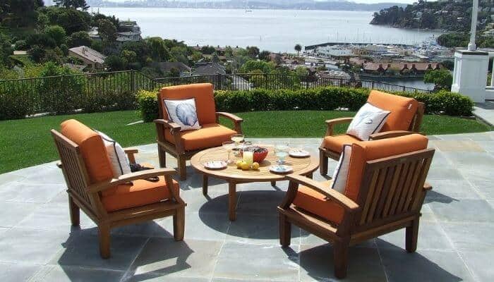 Beginner's Guide to Choosing Outdoor Furniture