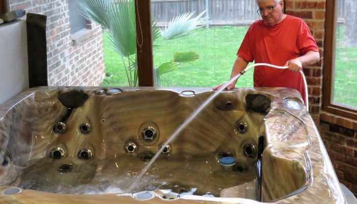 How to Clean and Maintain a Hot Tub