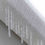 5 Simple Methods to Stop Icicles from Forming on Gutters