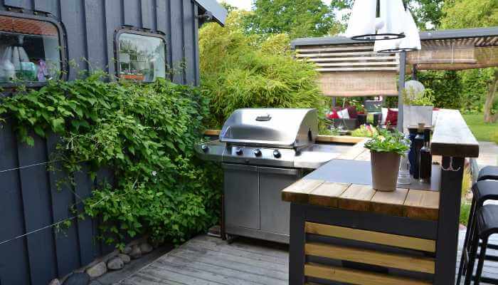 All About Outdoor Kitchens